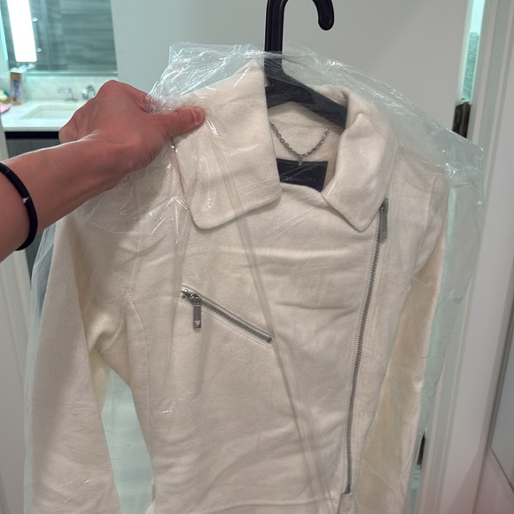 BCBGMAXAZRIA White Ryan Coat rare cashmere size XS! Elegant & chic - Picture 8 of 8